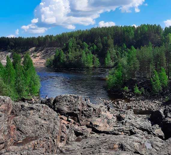 Вулкан Гирвас